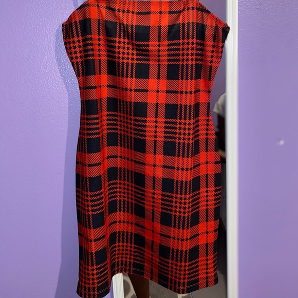 Red plaid Dress - Picture 1 of 2
